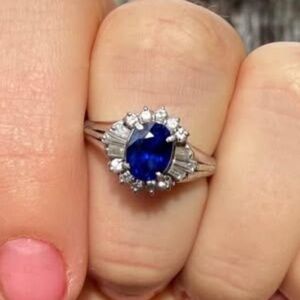 Sapphire Platinum Vintage Ring.